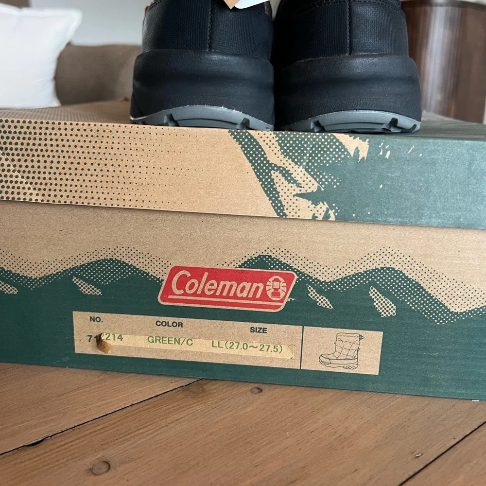 Camo Coleman Snow Boots NWT